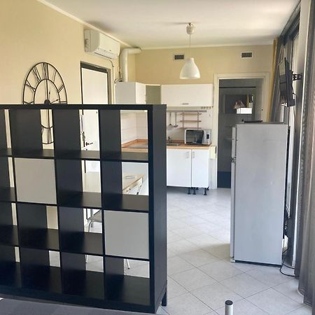 Gerenzano Apartments Екстериор снимка