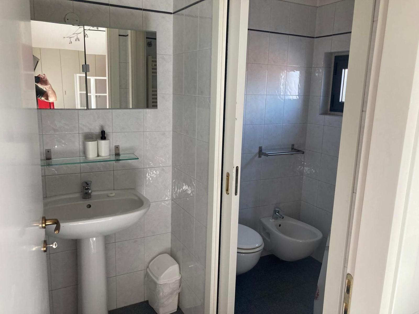 Gerenzano Apartments Екстериор снимка