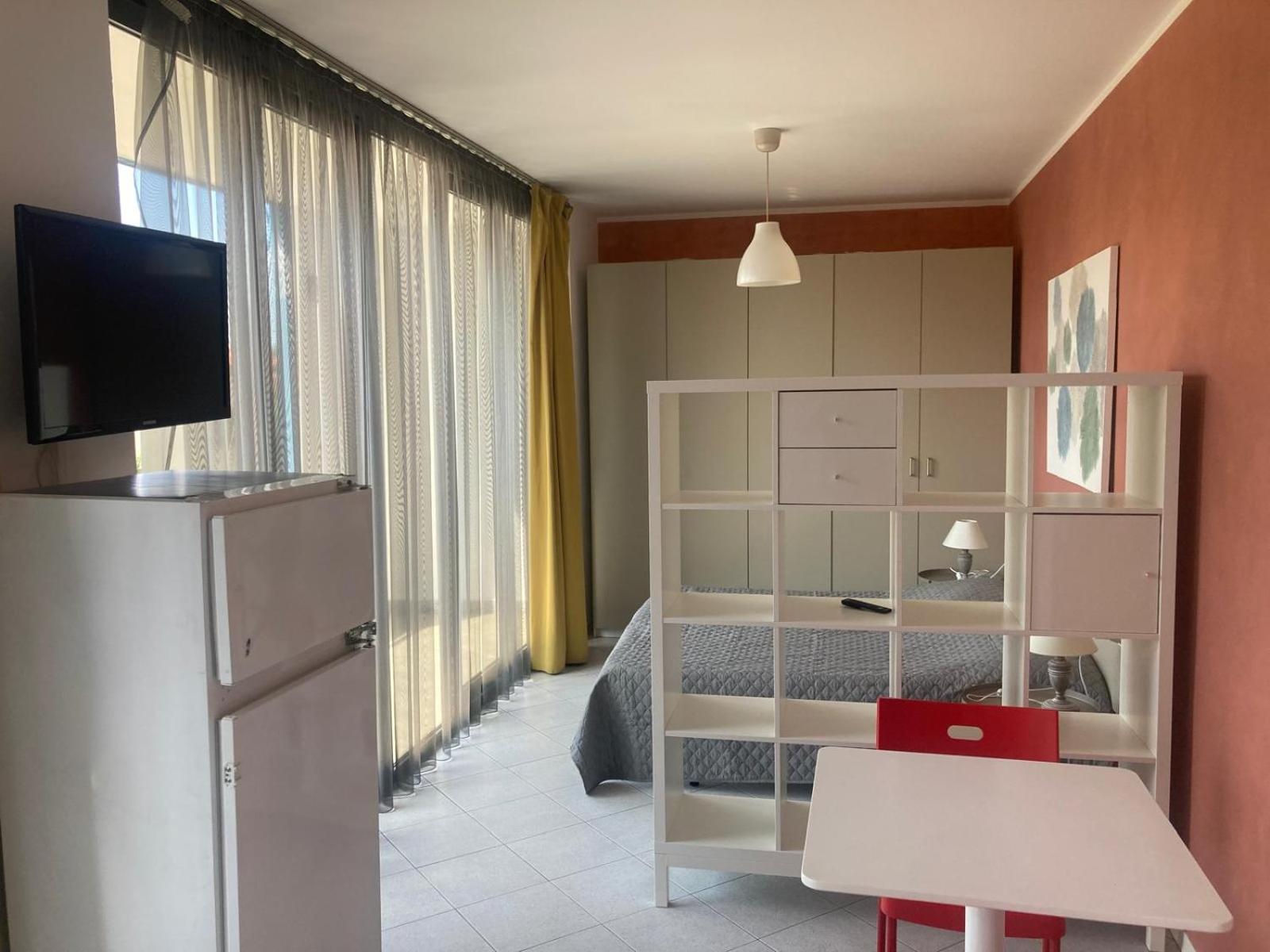 Gerenzano Apartments Екстериор снимка
