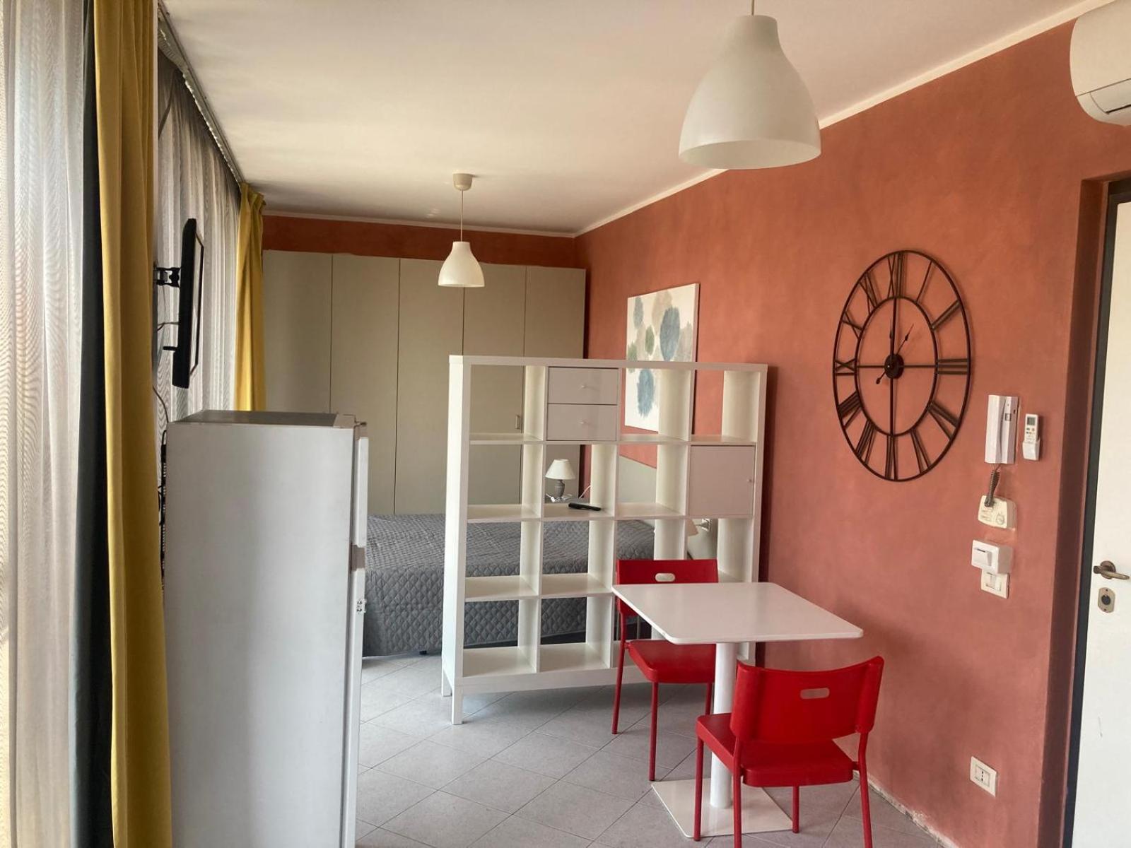 Gerenzano Apartments Екстериор снимка