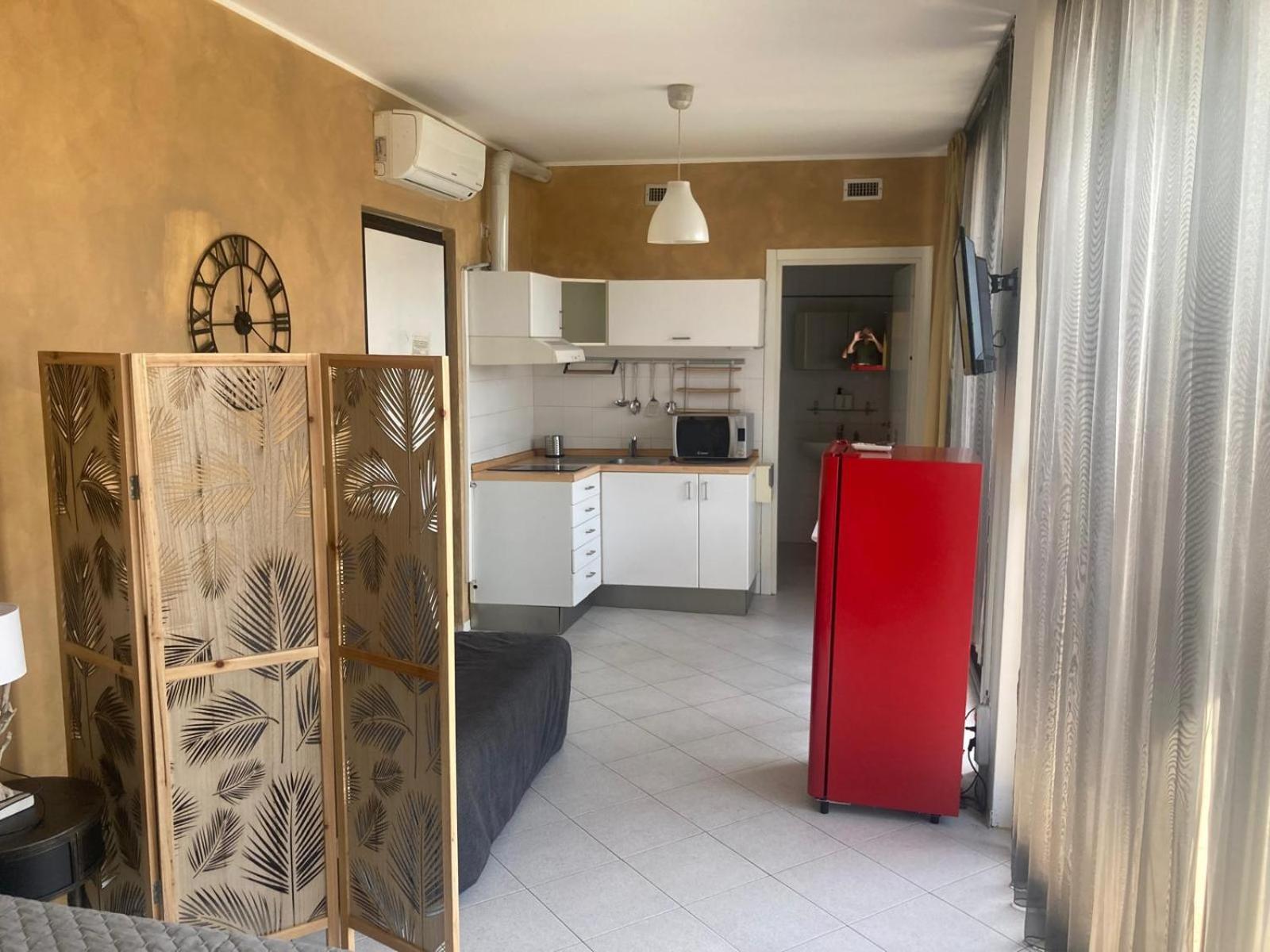 Gerenzano Apartments Екстериор снимка